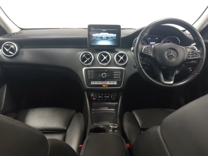 Used Mercedes-Benz A-Class 2017 for sale - 76771440: Photo 2