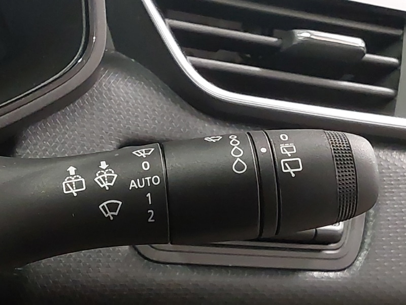 Used Renault Clio 2023 for sale - 76078776: Photo 15
