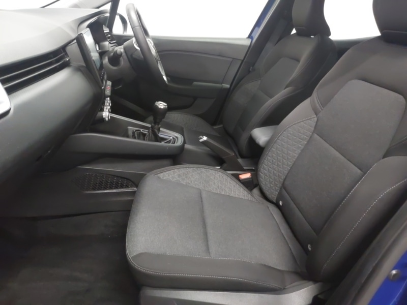 Used Renault Clio 2023 for sale - 76078776: Photo 5