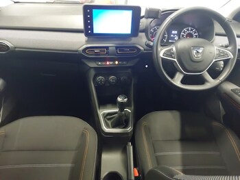 Used Dacia Sandero Stepway 2022 for sale - 77987925: Photo