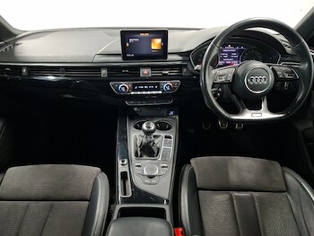 Used Audi A4 2017 for sale - 79171250: Photo