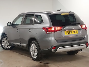 Used Mitsubishi Outlander 2019 for sale - 77448608: Photo