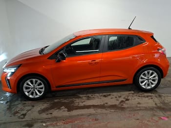 Used Renault Clio 2025 for sale - 79694711: Photo