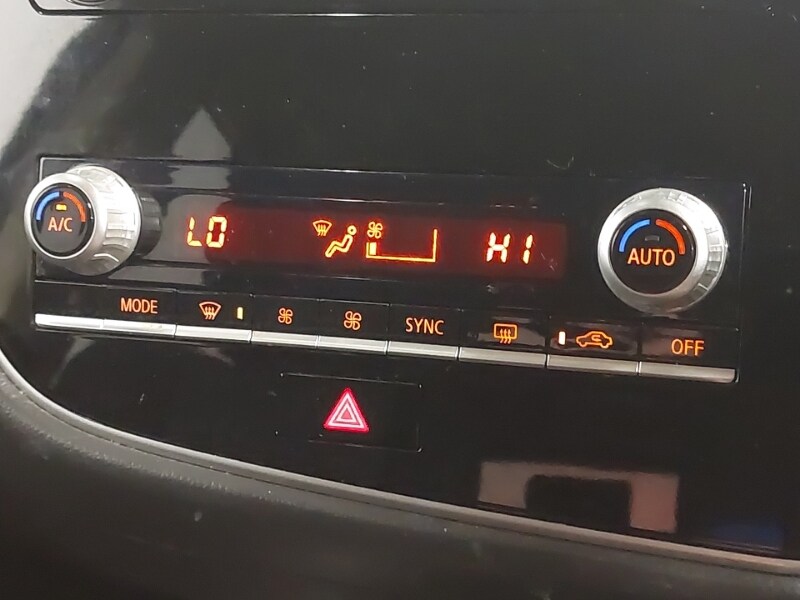 Used Mitsubishi Outlander 2021 for sale - 77682367: Photo 16