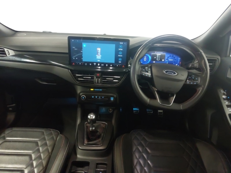 Used Ford Focus 2022 for sale - 76630539: Photo 2