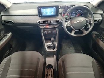 Used Dacia Sandero 2024 for sale - 79425320: Photo
