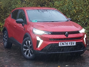 Used Renault Captur 2024 for sale - 76644143: Photo