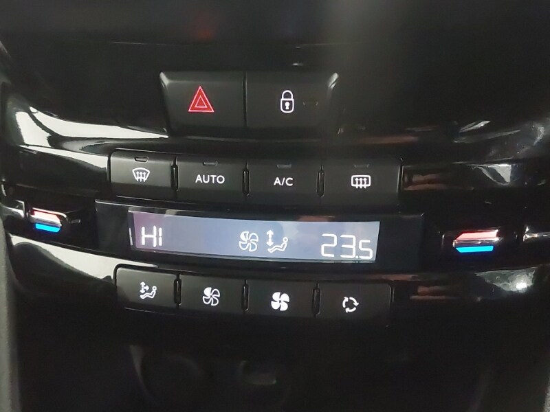 Used Peugeot 208 2019 for sale - 77573301: Photo 15