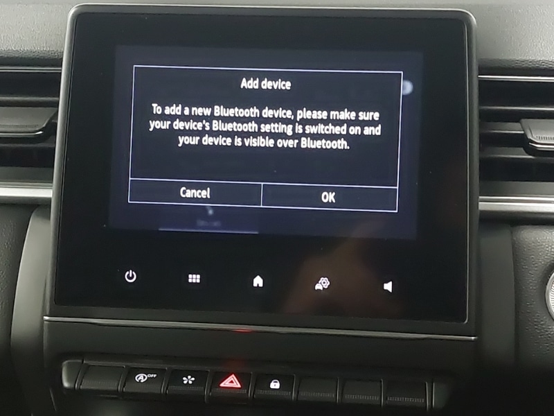 Used Renault Captur 2022 for sale - 76983360: Photo 19