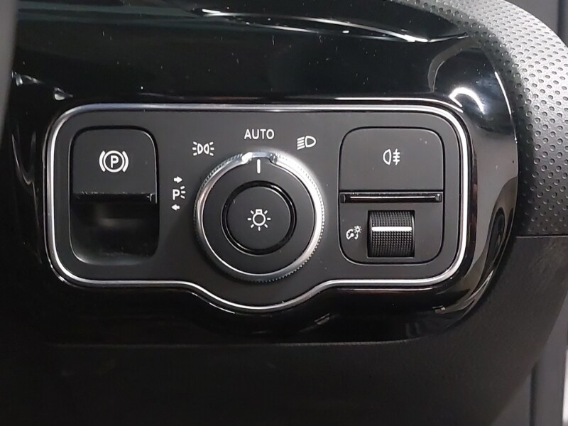 Used Mercedes-Benz A-Class 2020 for sale - 76543292: Photo 13