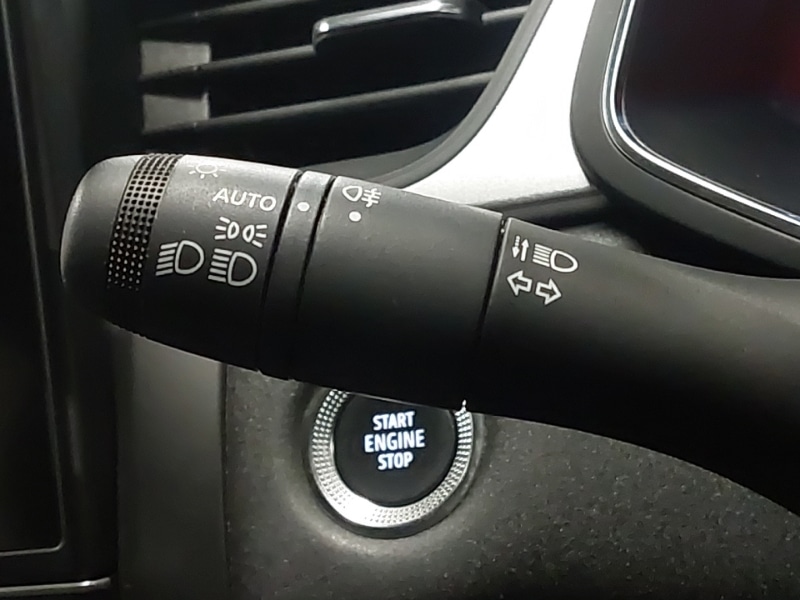 Used Renault Captur 2022 for sale - 77987924: Photo 15