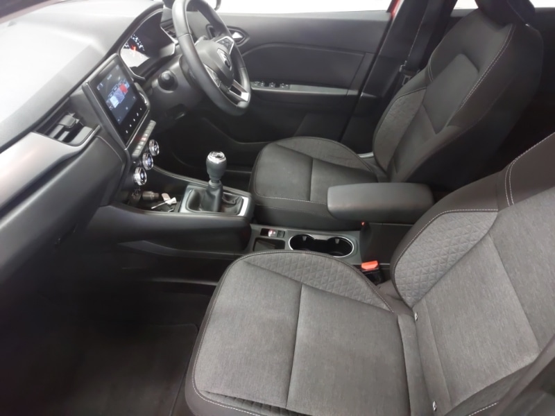 Used Renault Captur 2022 for sale - 77987924: Photo 5