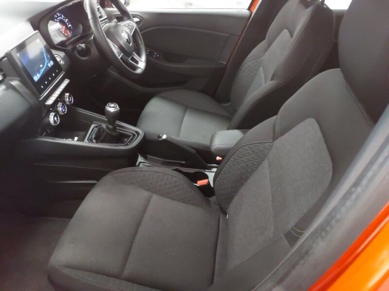 Used Renault Clio 2022 for sale - 75989515: Photo 5