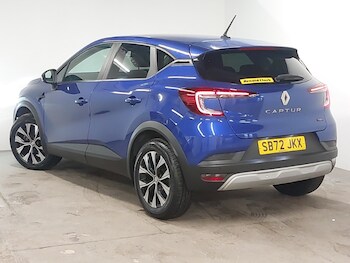 Used Renault Captur 2023 for sale - 77911566: Photo