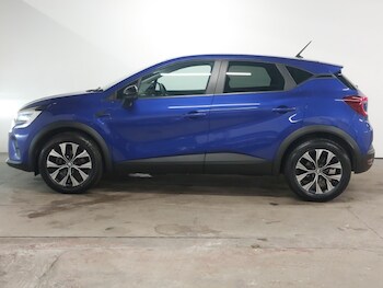 Used Renault Captur 2023 for sale - 77911566: Photo
