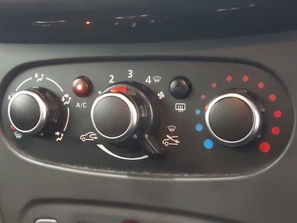 Used Dacia Logan MCV 2019 for sale - 76195740: Photo 13