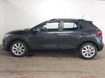Used Kia Stonic 2018 for sale - 79493154: Photo