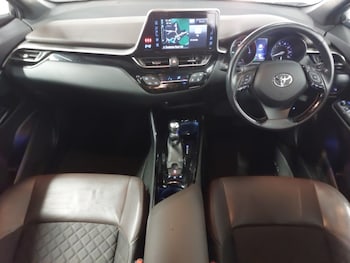 Used Toyota C-HR 2018 for sale - 75547286: Photo