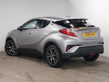 Used Toyota C-HR 2018 for sale - 75547286: Photo