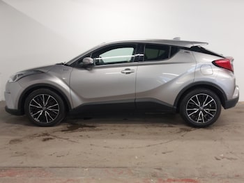 Used Toyota C-HR 2018 for sale - 75547286: Photo