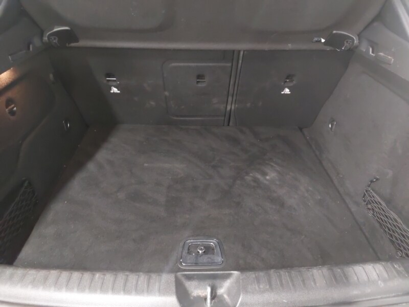 Used Mercedes-Benz GLA 2020 for sale - 76816156: Photo 8