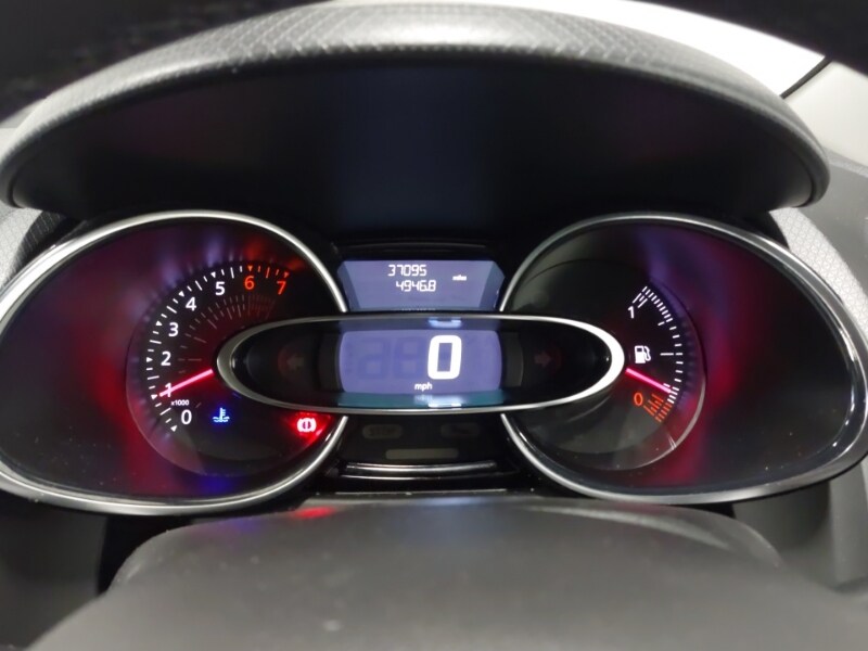 Used Renault Clio 2018 for sale - 77272964: Photo 11