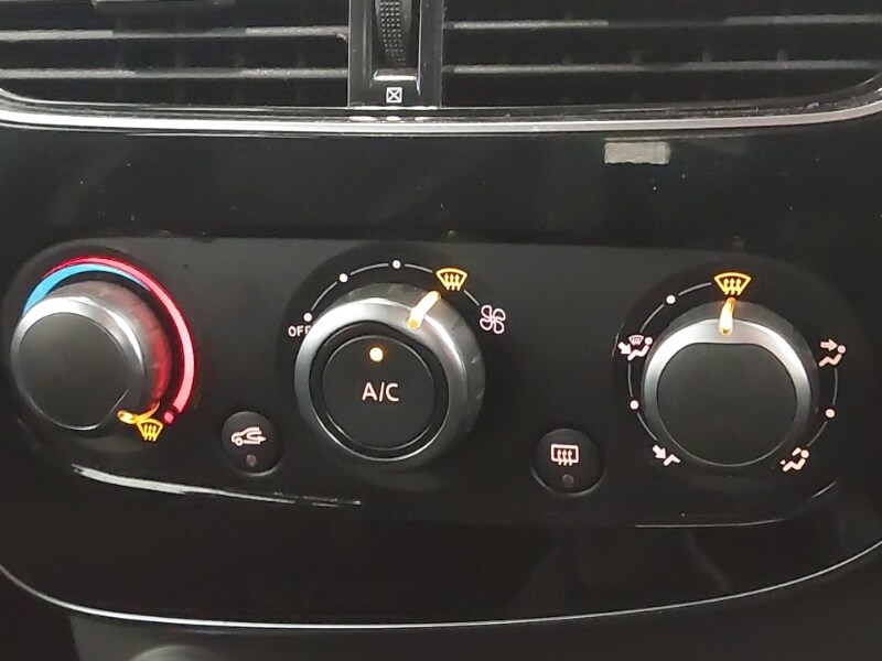 Used Renault Clio 2018 for sale - 77272964: Photo 13