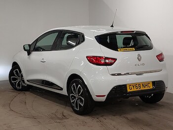 Used Renault Clio 2018 for sale - 77272964: Photo