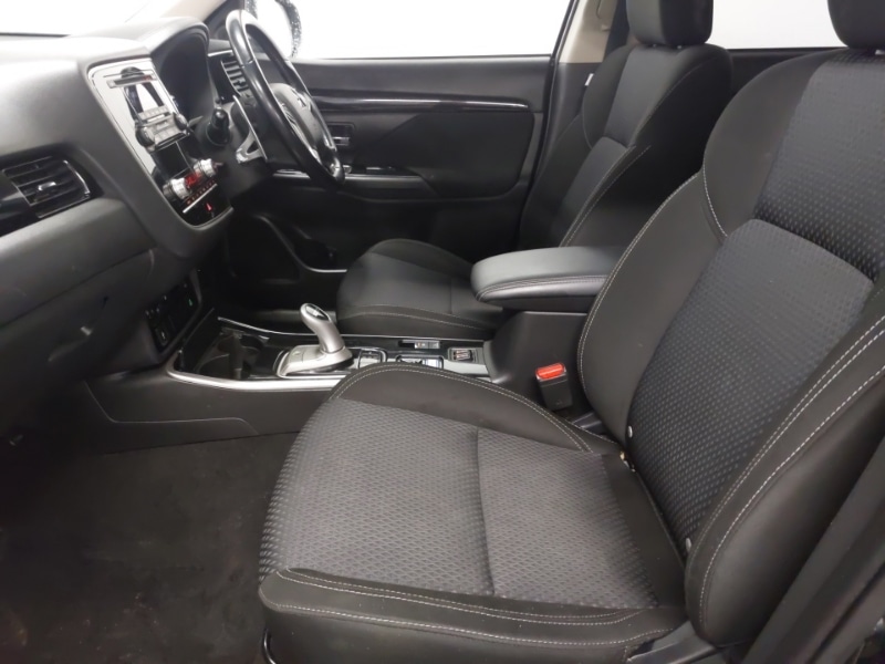 Used Mitsubishi Outlander 2021 for sale - 77717241: Photo 5