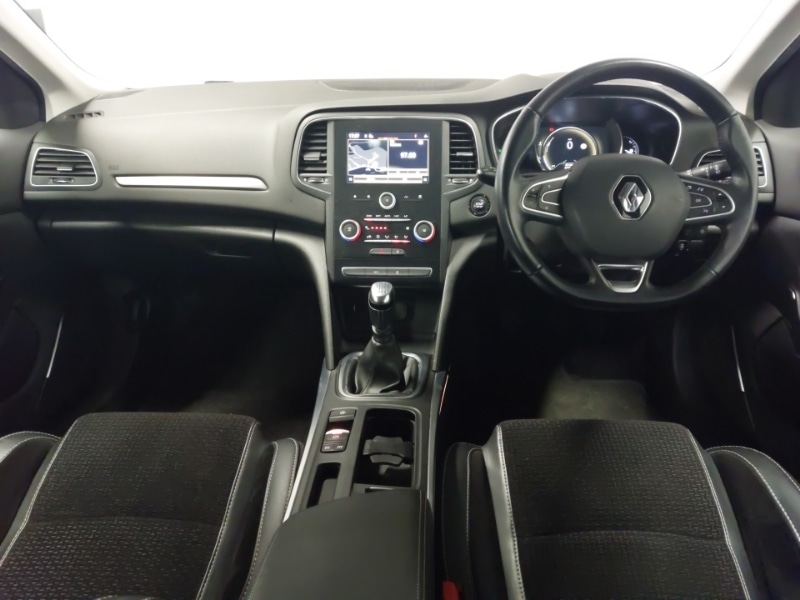 Used Renault Megane 2017 for sale - 77453827: Photo 2