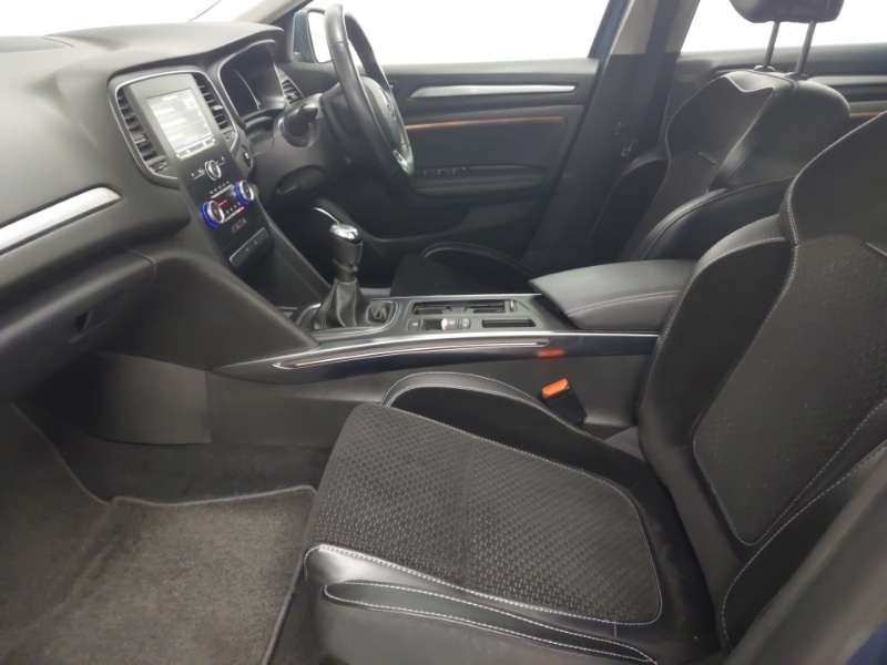 Used Renault Megane 2017 for sale - 77453827: Photo 5