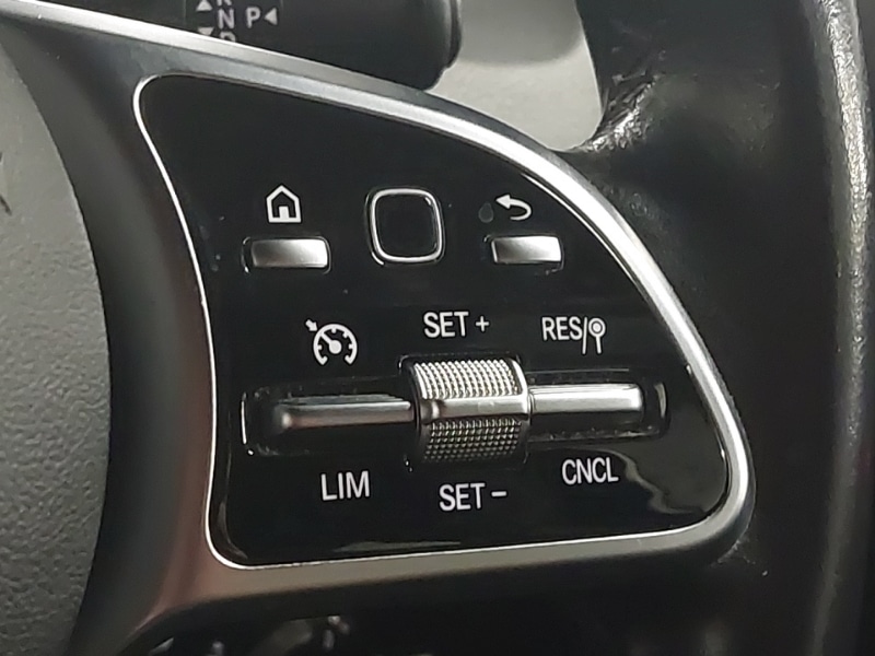 Used Mercedes-Benz GLA 2020 for sale - 76964129: Photo 15