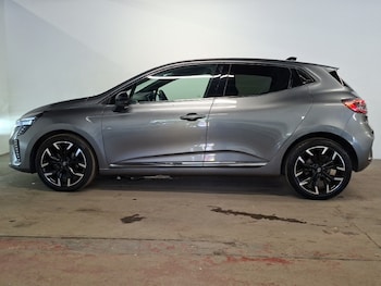 Used Renault Clio 2025 for sale - 79175620: Photo
