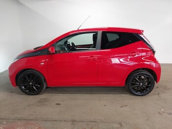 Used Toyota AYGO 2017 for sale - 78327320: Photo