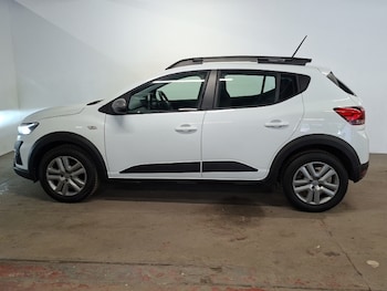 Used Dacia Sandero Stepway 2023 for sale - 79031379: Photo