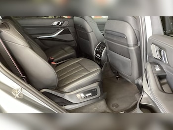 Used BMW X7 2022 for sale - 75659848: Photo