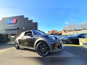 2021 (71) - 135kW Cooper S Level 2 33kWh 3dr Auto