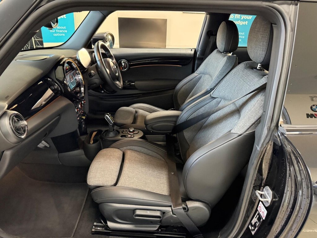 Used MINI Hatch 2021 for sale - 76901014: Photo 40