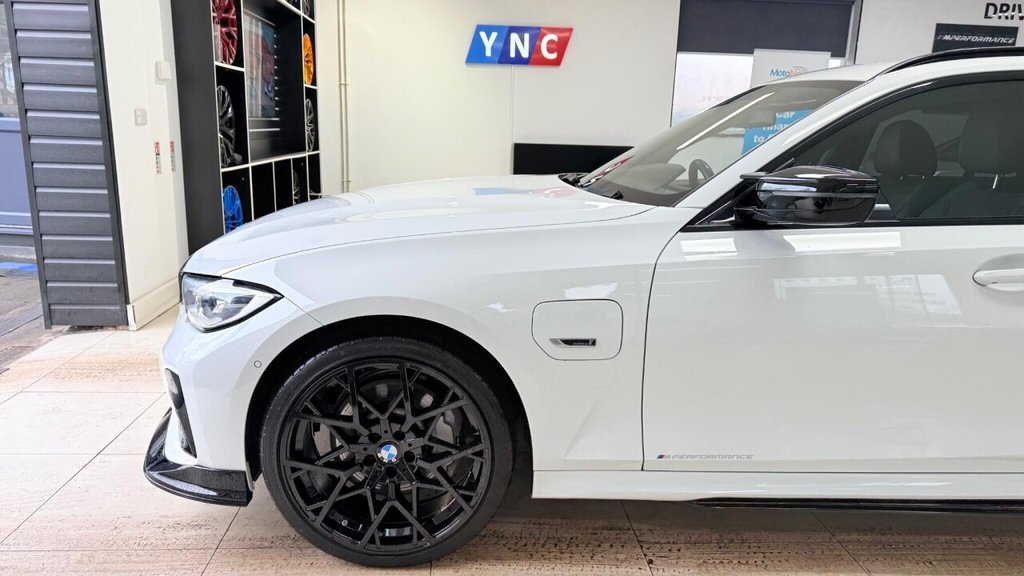 Used BMW 3 Series 2021 for sale - 77200131: Photo 35