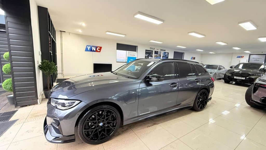 Used BMW 3 Series 2021 for sale - 77608929: Photo 3