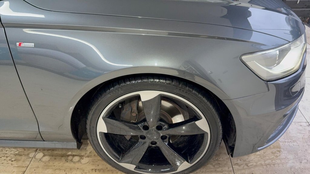 Used Audi A6 Saloon 2012 for sale - 77212447: Photo 6