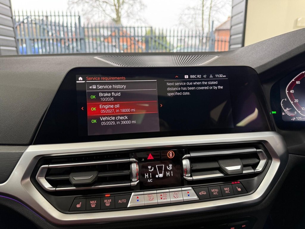 Used BMW 3 Series 2021 for sale - 77250366: Photo 32