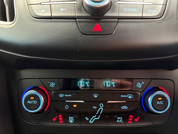 Used Ford Focus 2015 for sale - 76068715: Photo 21