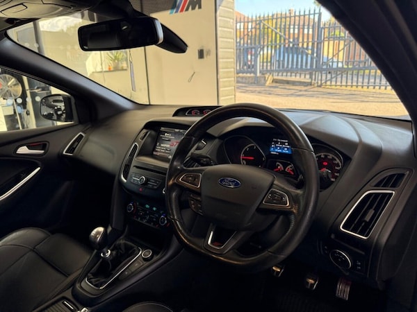 Used Ford Focus 2015 for sale - 76068715: Photo 25