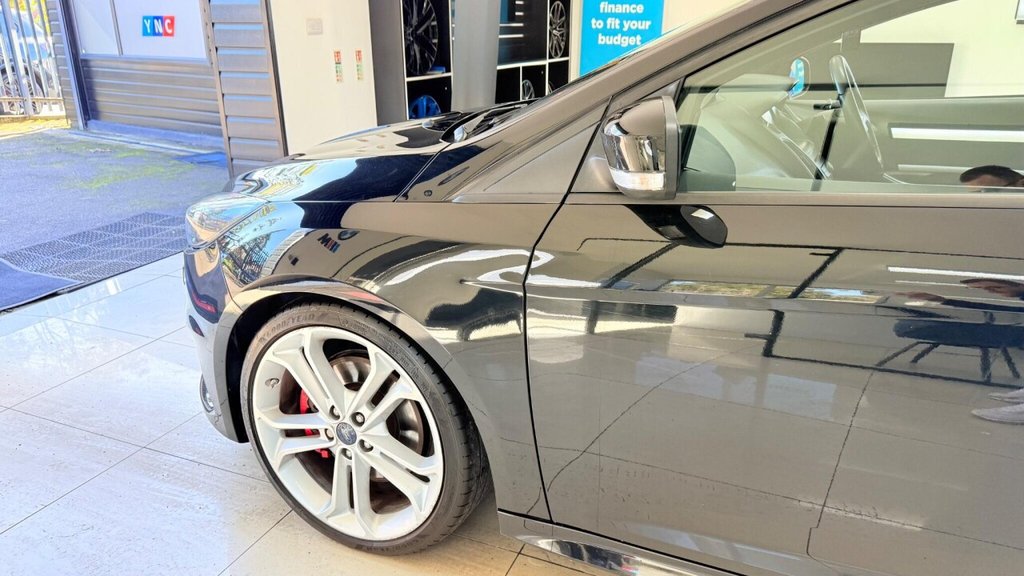 Used Ford Focus 2015 for sale - 76068715: Photo 9