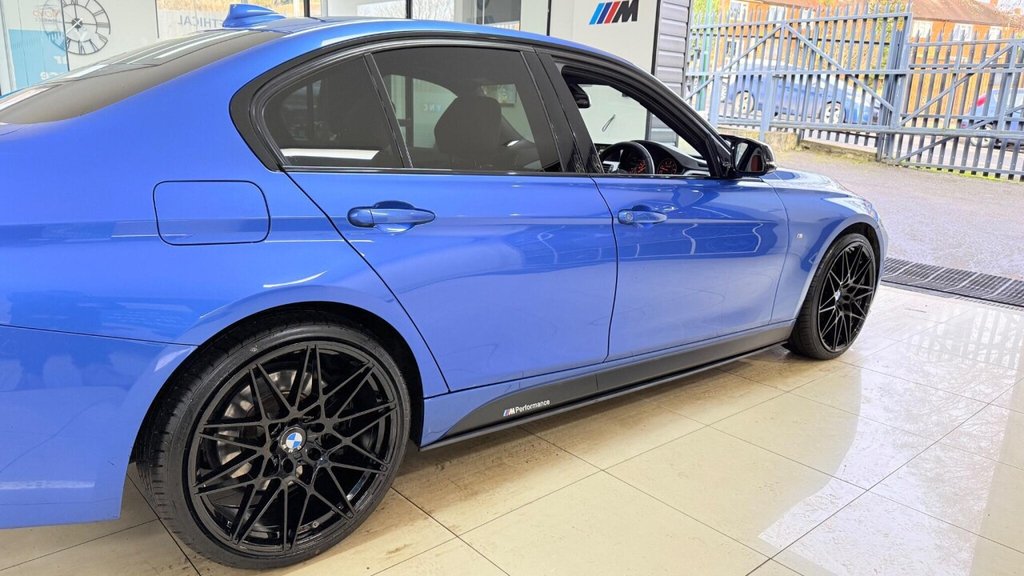 Used BMW 3 Series 2016 for sale - 77122216: Photo 11