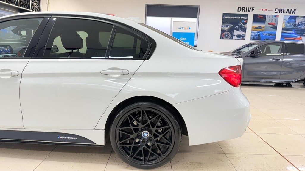 Used BMW 3 Series 2015 for sale - 77498969: Photo 39