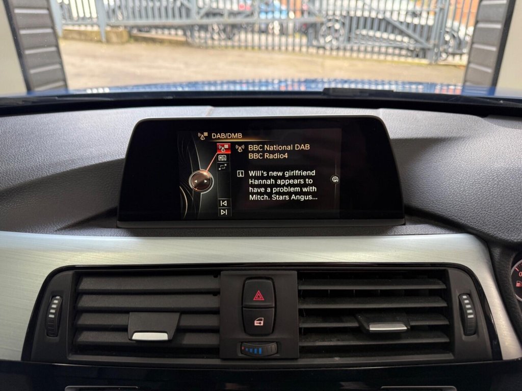Used BMW 3 Series 2018 for sale - 76323392: Photo 25