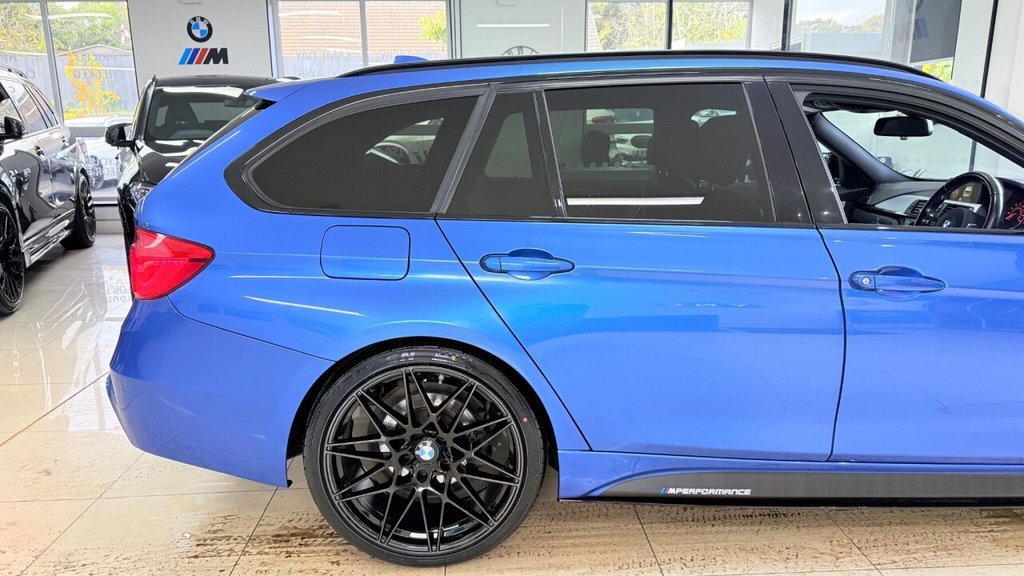 Used BMW 3 Series 2018 for sale - 76323392: Photo 39