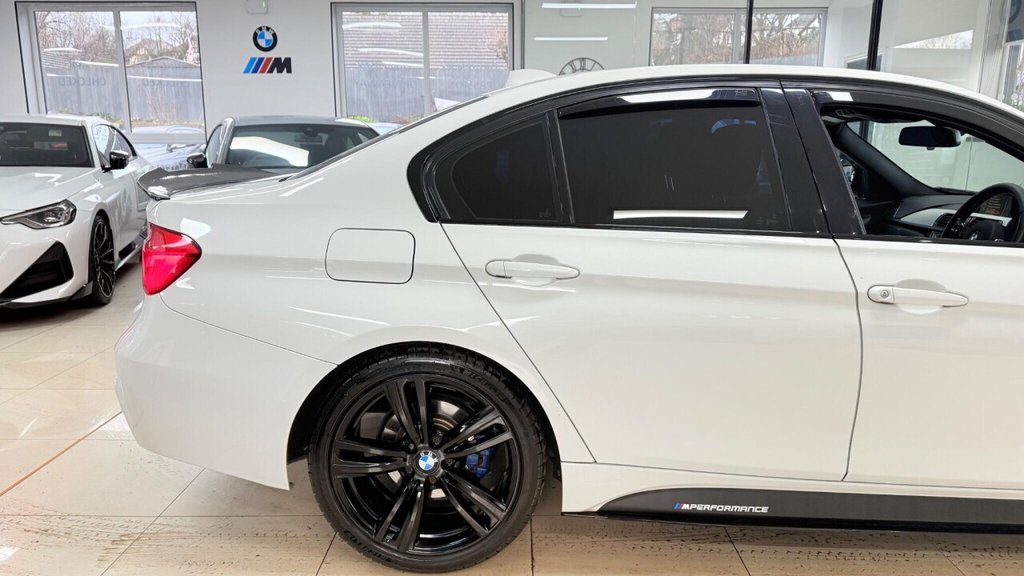 Used BMW 3 Series 2015 for sale - 76962441: Photo 42